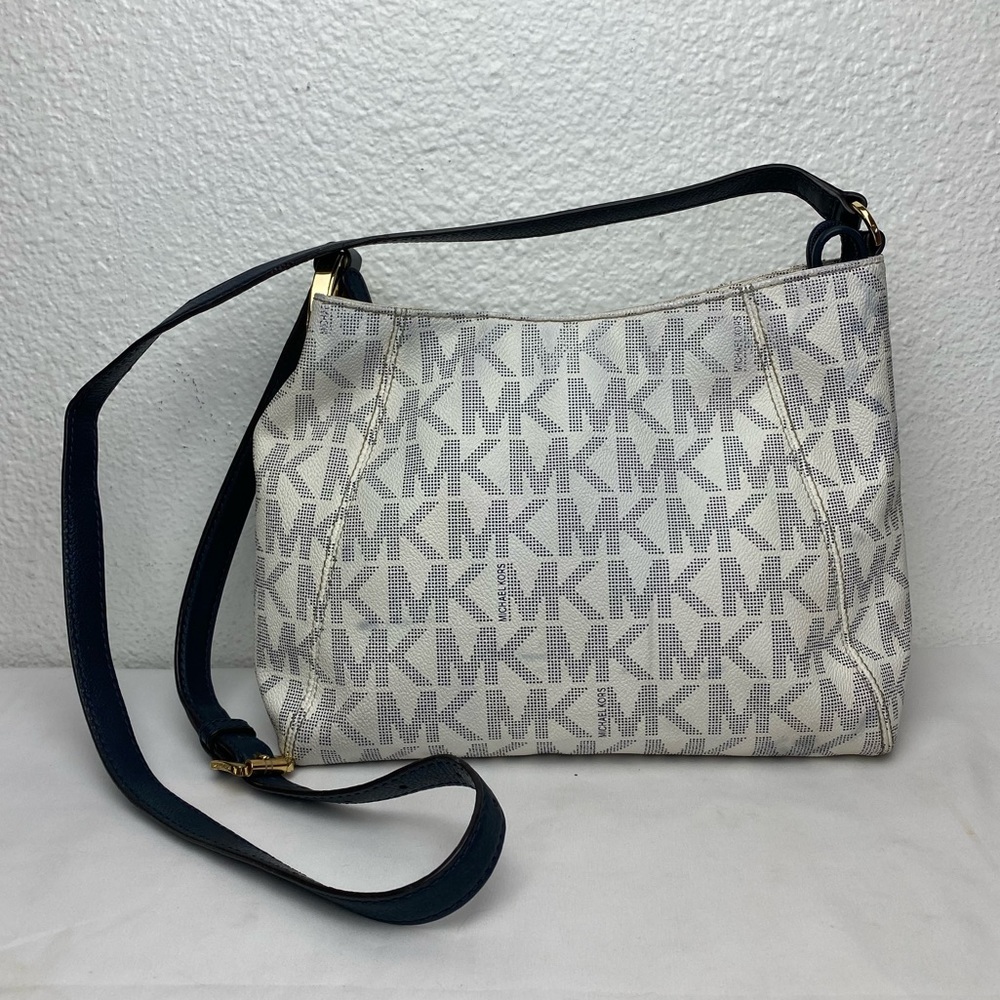 Michael kors jet set messenger crossbody monogram white blue gray